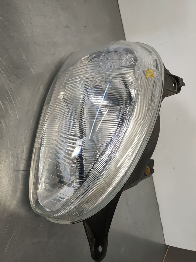 🟢FARO DERECHO OPEL CORSA '93-