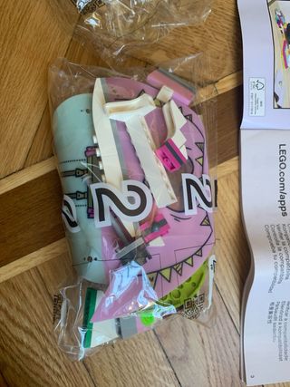 set lego friends campeggio