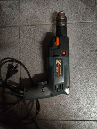 Taladro percutor Hitachi