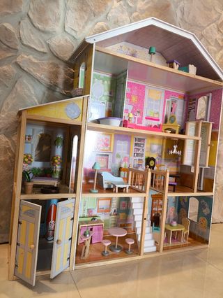 Casita de muñecas "Grand View Kidkraft" Barbies 