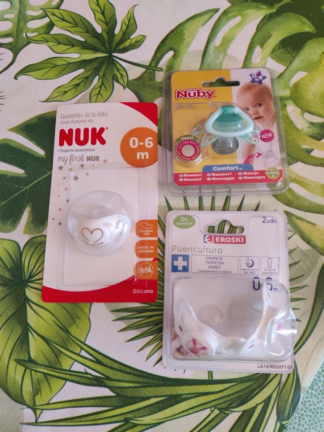4 chupetes 0-6 meses
