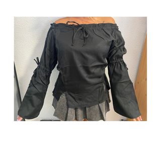 Leonardo Carbone-blusa negra medieval 2049 merin