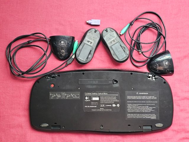 Teclado y ratón Logitech Y-RK49