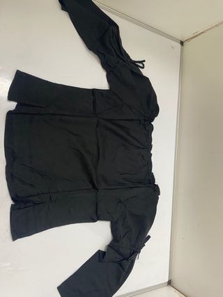 Leonardo Carbone-blusa negra medieval 2049 Merin