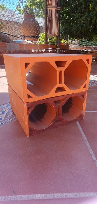 LADRILLOS BOTELLEROS