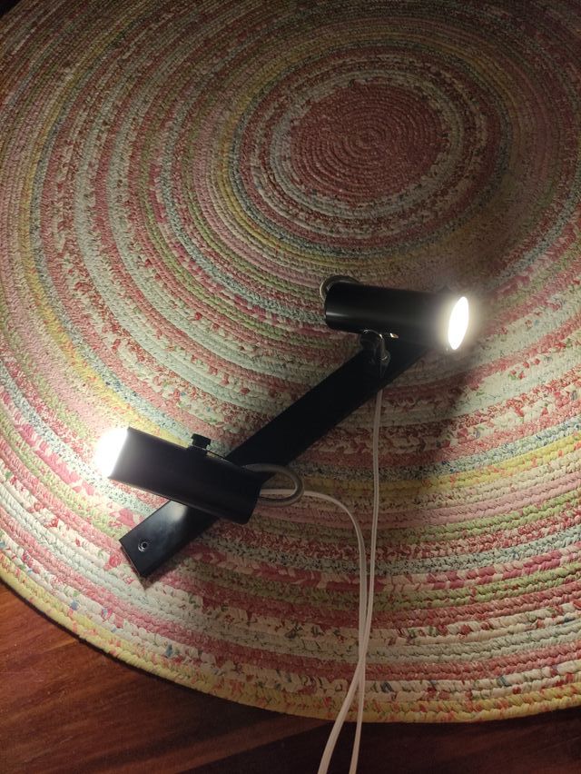 Aplique focos marca Fase