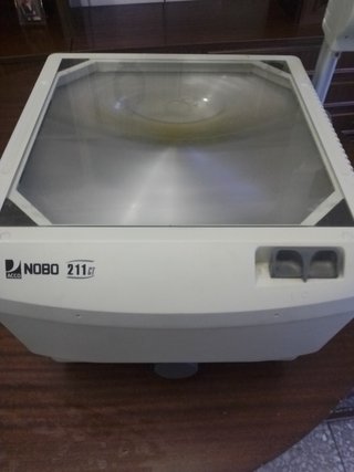 Proyector de opacos