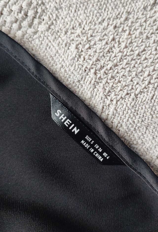 Shein abitino lucido nero effetto seta