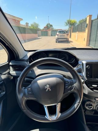 Peugeot 208 2018