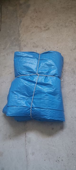 Toldo lona azul protectora