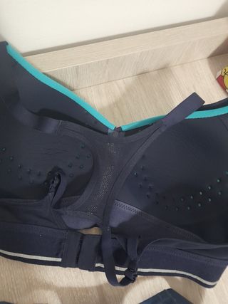 Sujetadores deportivos Decathlon