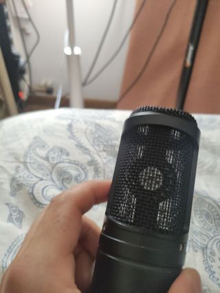 Micrófono de condensador - AudioTechnica AT-2020