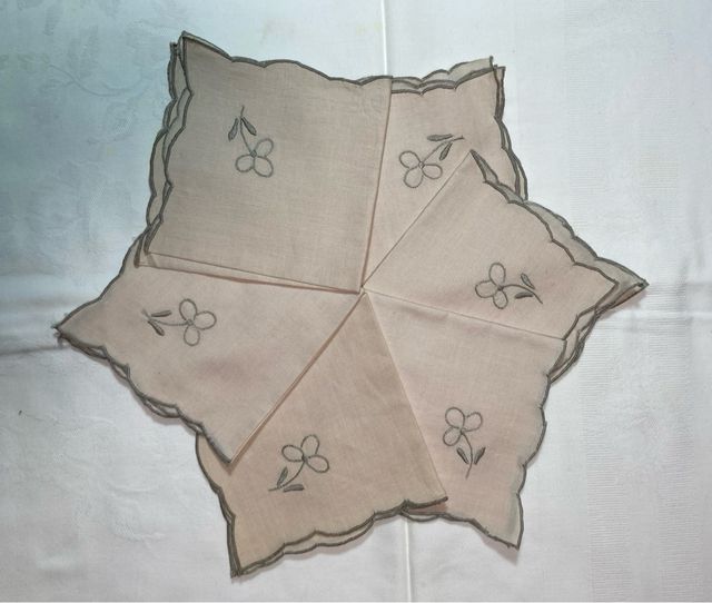 6 Tovaglioli da tè in Cotone Nuovi Ricamati