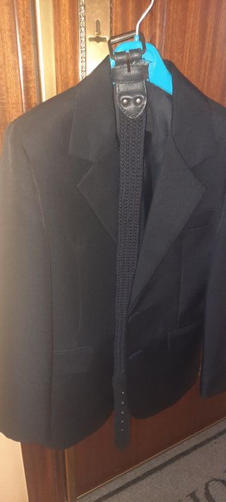 Chollo_Americana Azul Marino talla niño 8 años.