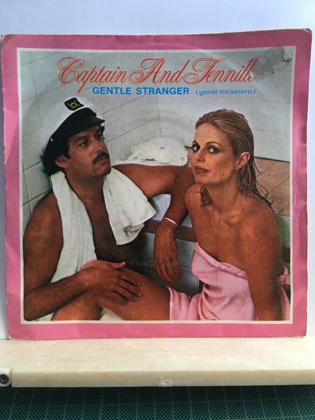 Single de Captain & Tennille – Gentle Stranger y +