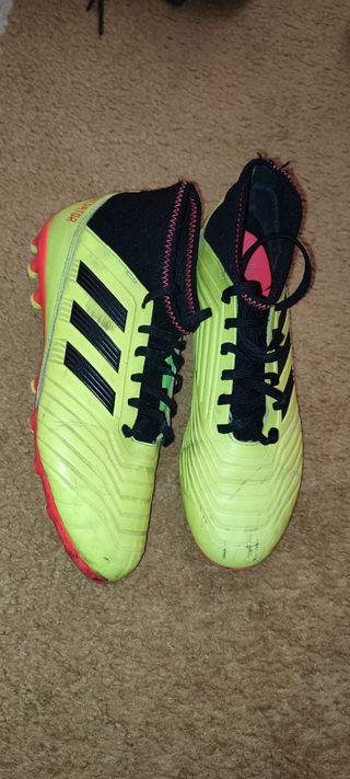 Botas de futbol Adidas 