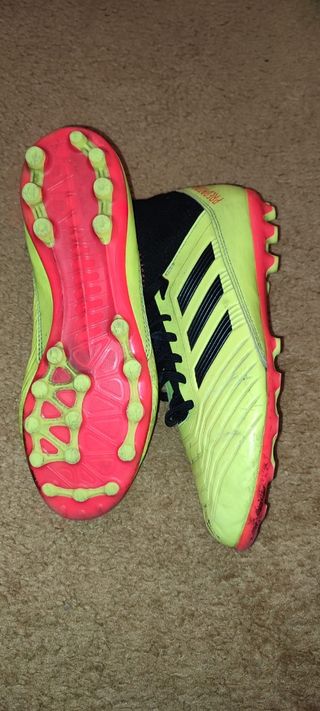 Botas de futbol Adidas 