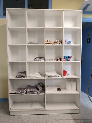 Armario estanterías blanco