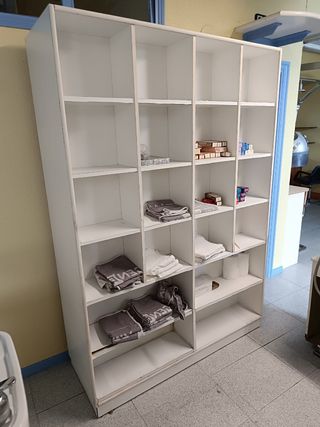 Armario estanterías blanco
