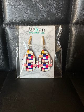 Pendientes abstractos