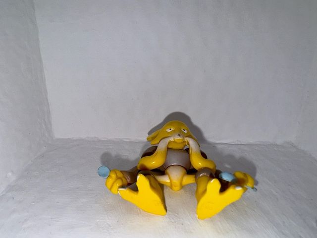 Pokemon Alakazam tomy