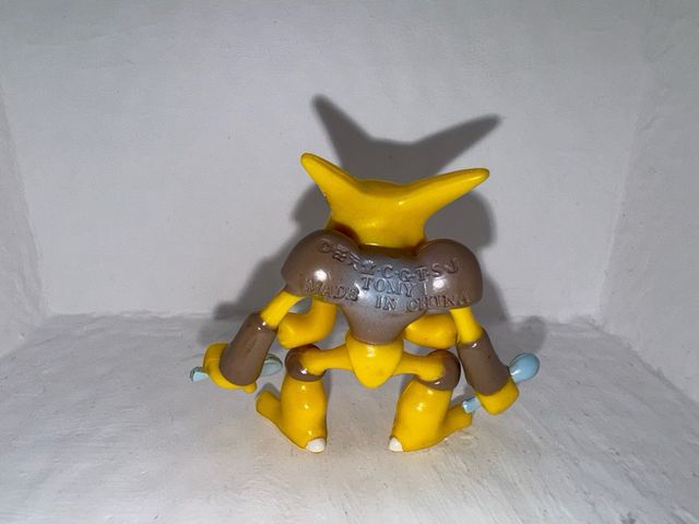 Pokemon Alakazam tomy