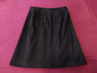 Falda de tablas negra. XL