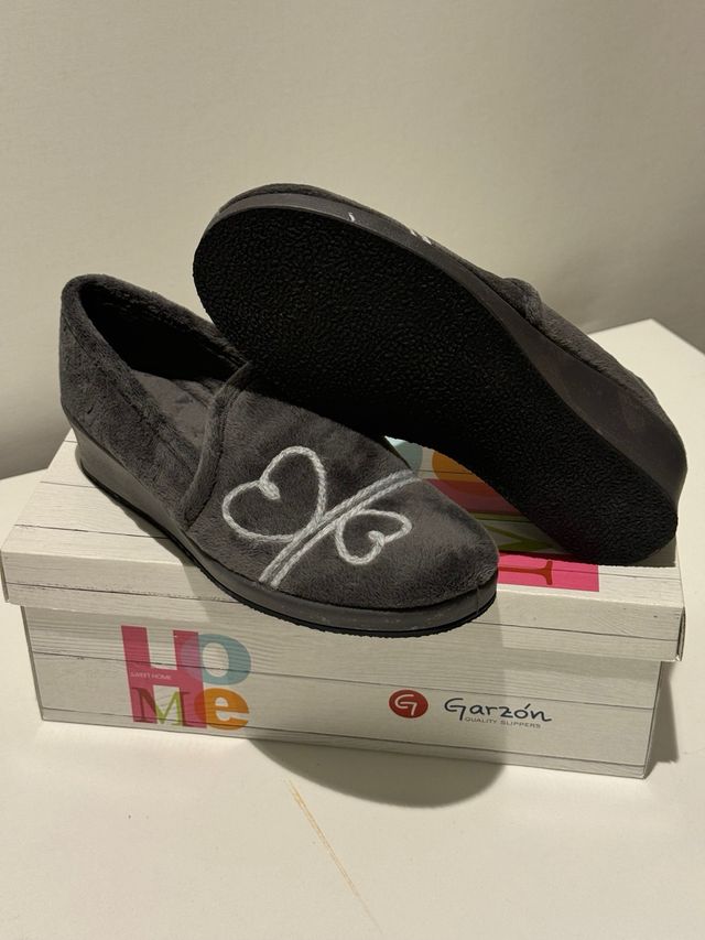 Zapatillas cuña Garzón