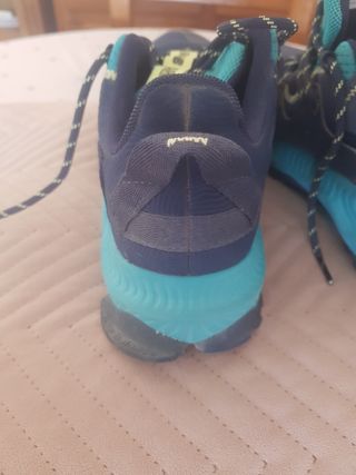 Zapatillas Trail runnig, mujer