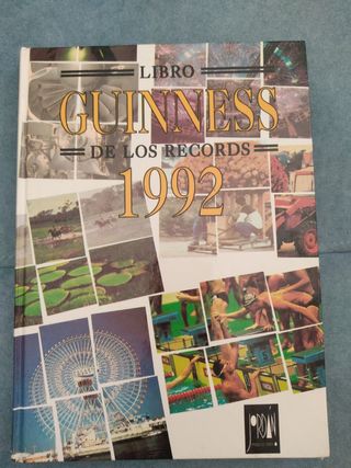 Libros culturales de gran formato, de 4€ a 9€.