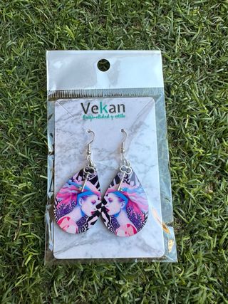 Pendientes surrealistas