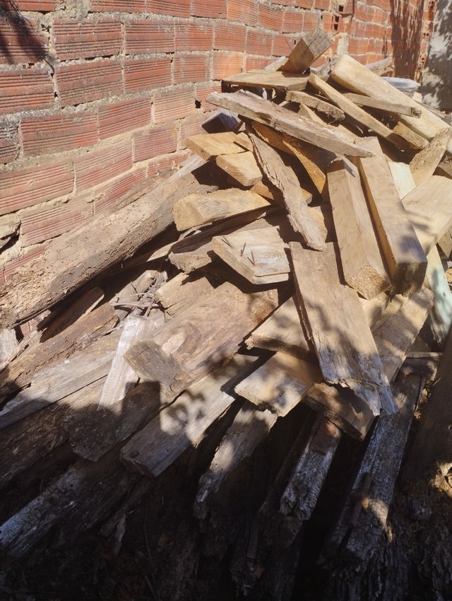 Madera para leña.