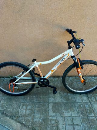 Bicicleta Rockrider street RR 5.0 24 pu