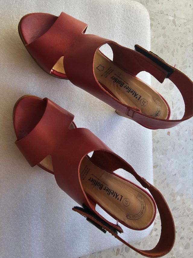 Sandalias de piel con tacon