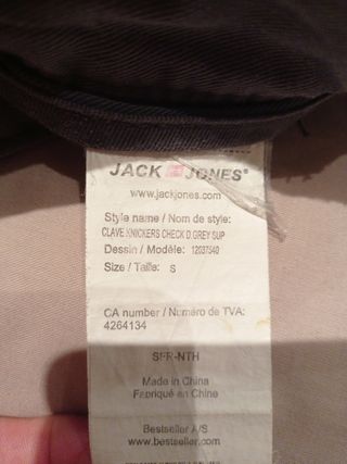Pantalón corto de la marca JACK JONES 
