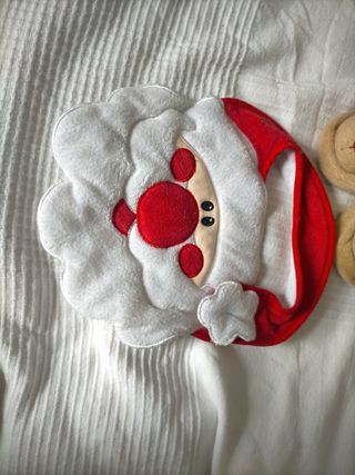 Zapatillas y babero Navidad