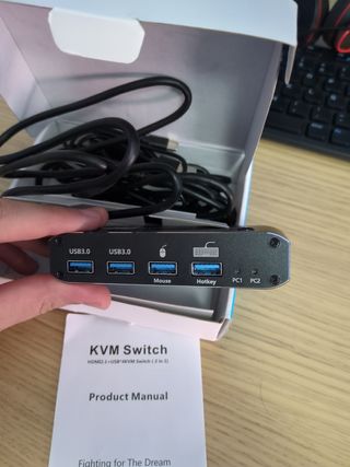 KVM Switch 