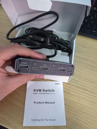 KVM Switch 