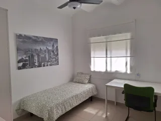 Habitación en alquiler. Jerez.