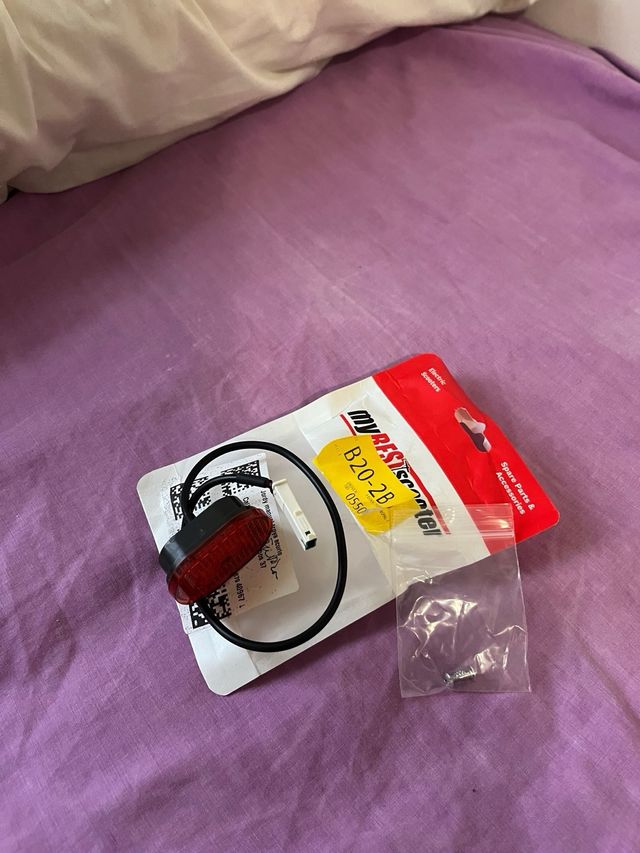 Luz freno patin nuevo