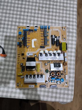 Despiece Samsung Qled QE55Q7AMTXXH