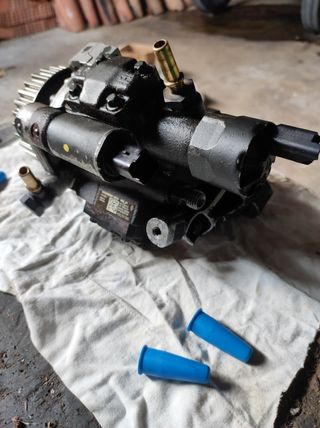 Bomba inyectora coche