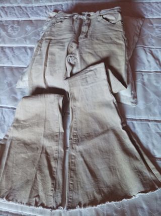 Pantalón acampanado de SHEIN