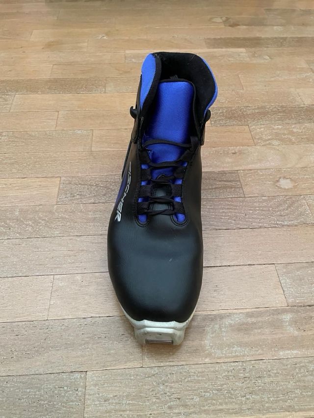 Esquis de fondo + bastones + botas esquí