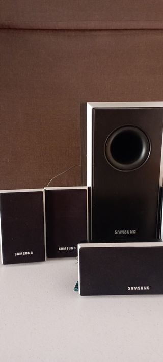 Altavoces y Subwoofer SAMSUNG