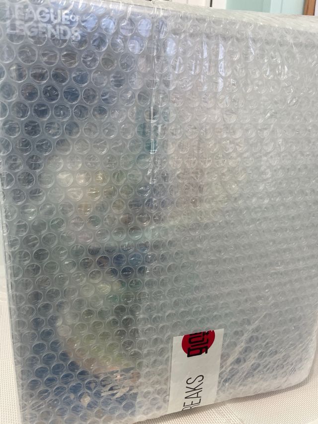 Sona League of Legends estatua PRECINTADA