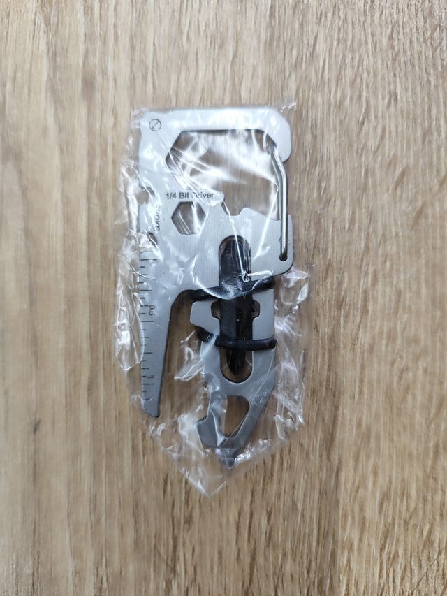 Mosquetón de Acero Multiherramienta EDC - Gris