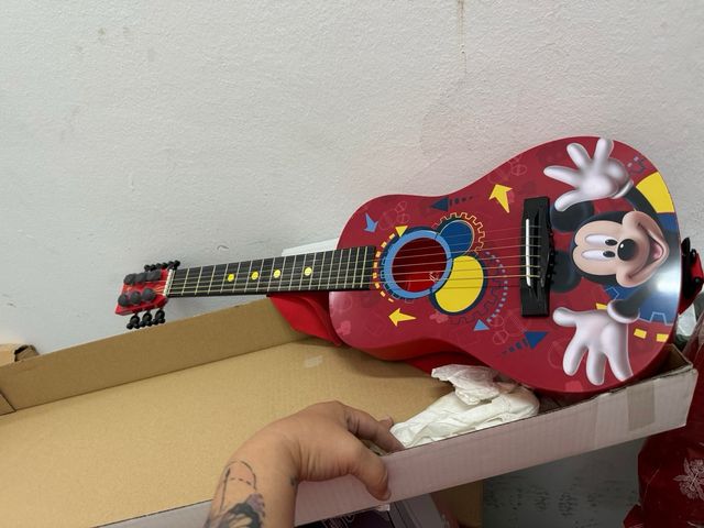 Guitarrata Michael Mouse