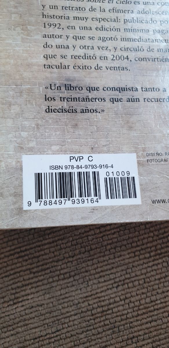 TRES METROS SOBRE EL CIELO