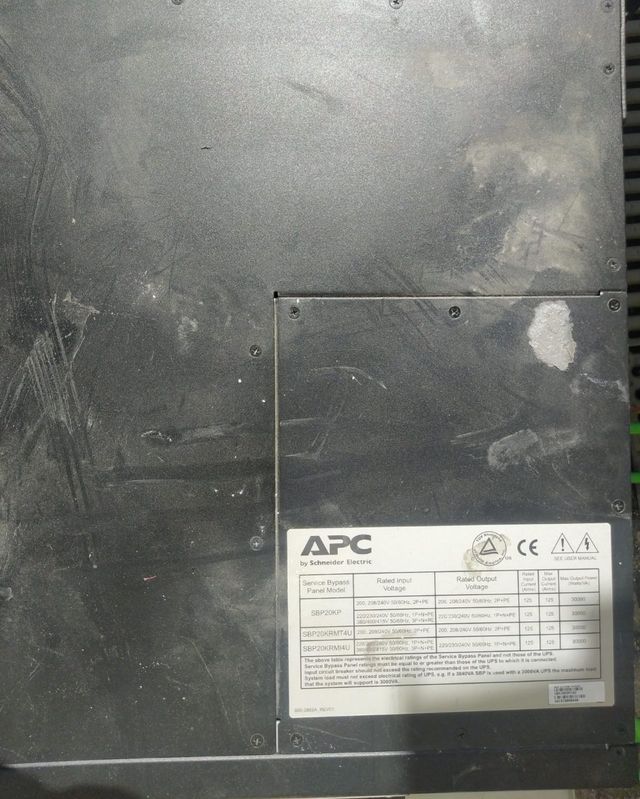 Painel bypass serviços APC 230V, 125A